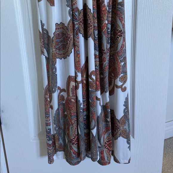 Stretchy/Silky Maxi Dress - Picture 8 of 11